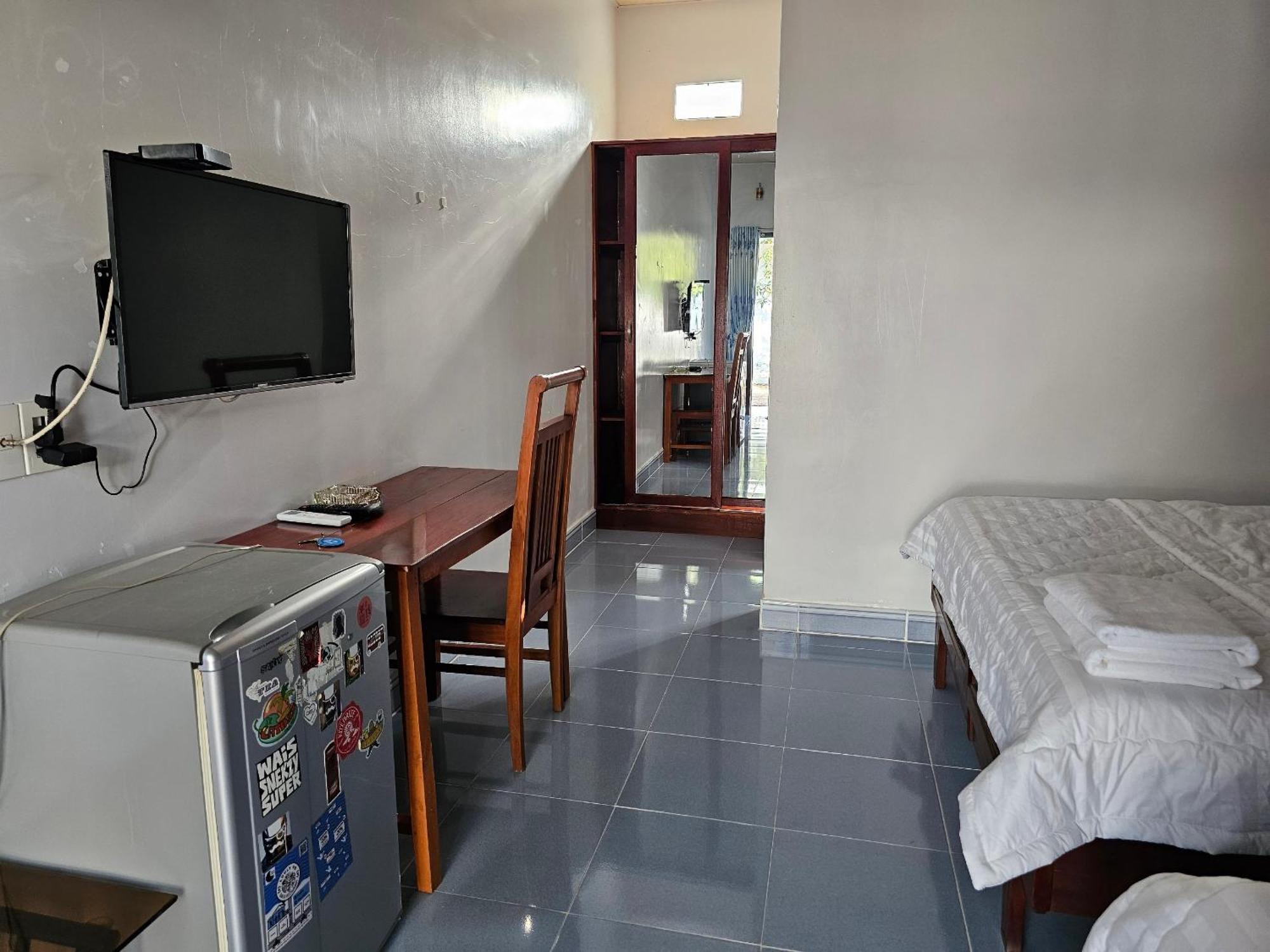 Cay Phuong Guesthouse Mũi Né Exterior foto